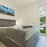 Apartment Luxury Sea View Vida Makarska