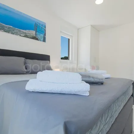 Luxury Sea View Vida Apartment