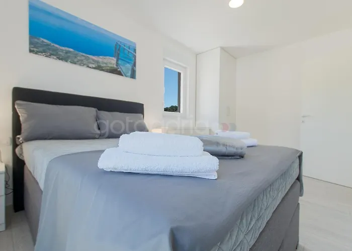 Luxury Sea View Vida Apartment